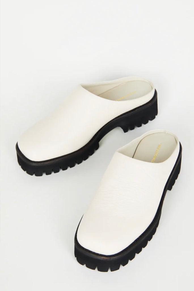 INTENTIONALLY BLANK RISE UP CLOG, 2 COLORS
